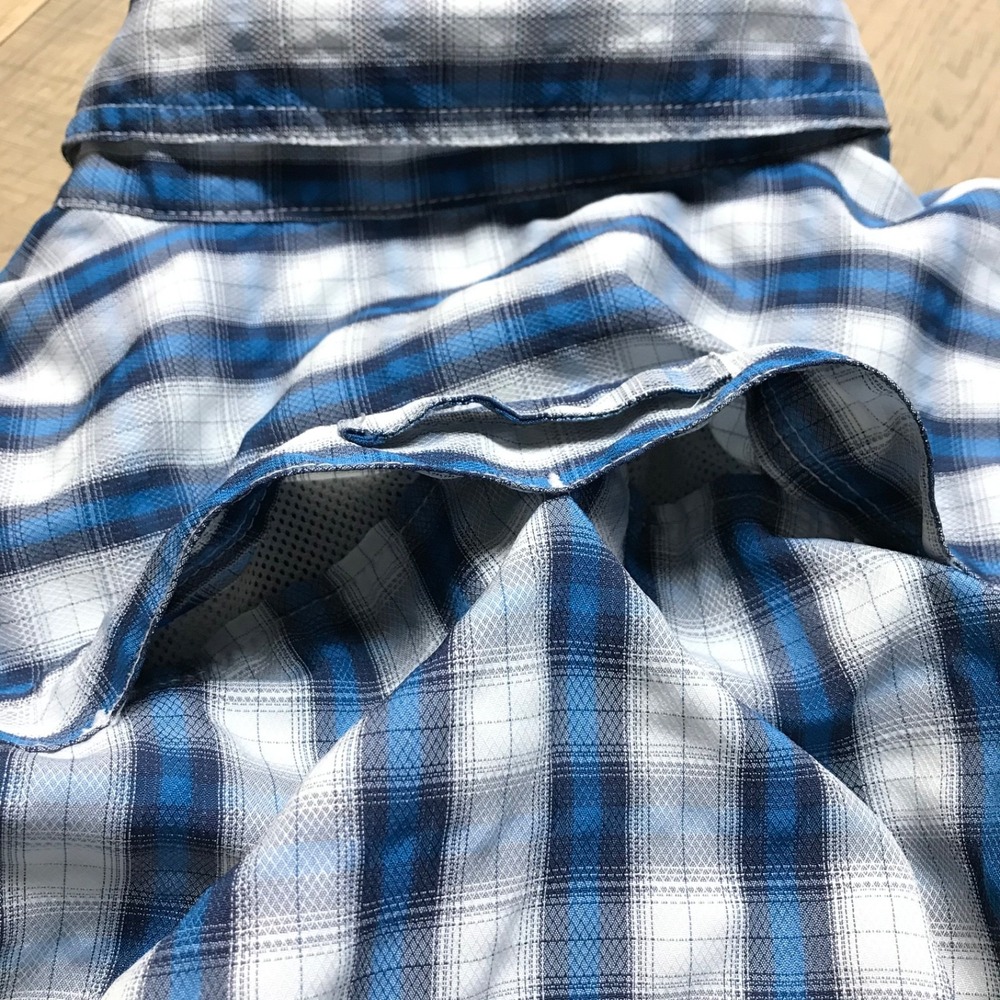 L.L. Bean Shirt Mens Size L Blue Button Up Plaid Vented Fishing Hiking Roll Tab - Picture 8 of 12